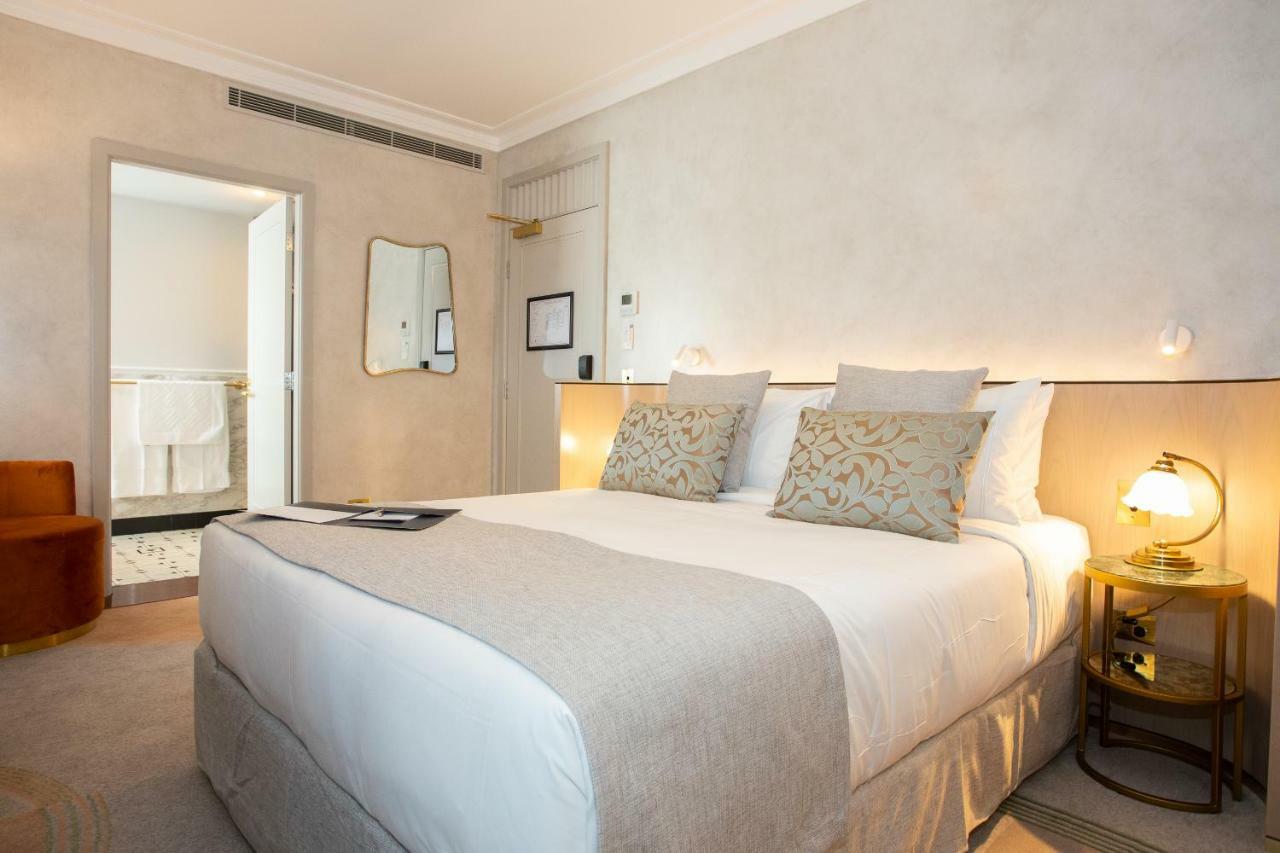 Tattersalls Hotel อาร์มีเดล ภายนอก รูปภาพ